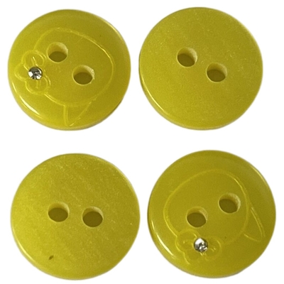 Κίτρινο χρώμα Diy κουμπιών 18L κρυστάλλου Faux πουκάμισων ρητίνης για το ράψιμο του πουκάμισου